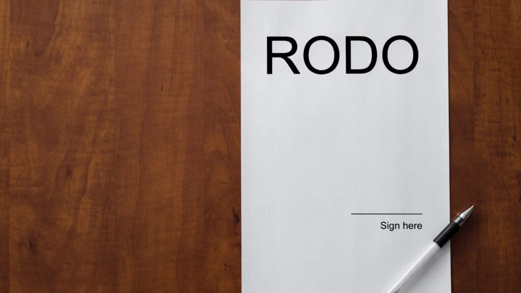 Naruszenie przepisów RODO i bezpieczeństwa danych osobowych.